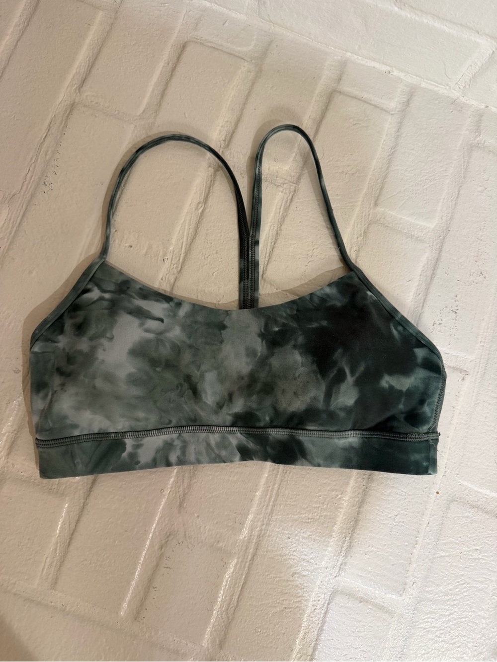 Lululemon flow y bra